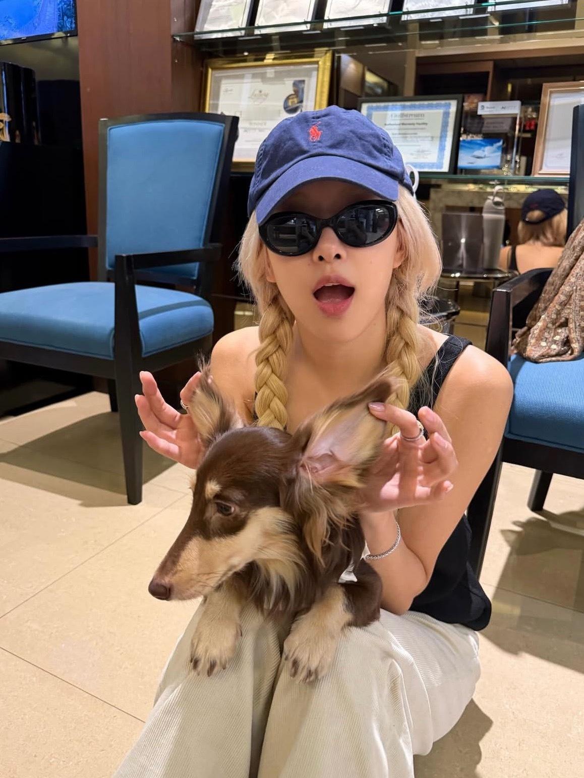 昨天是妈妈，今天是姐姐 