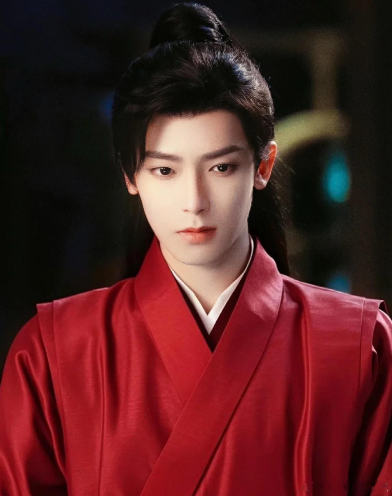 侯明昊《雀骨》已确定7月开机，即将无缝进组，女主保密中 ​​​