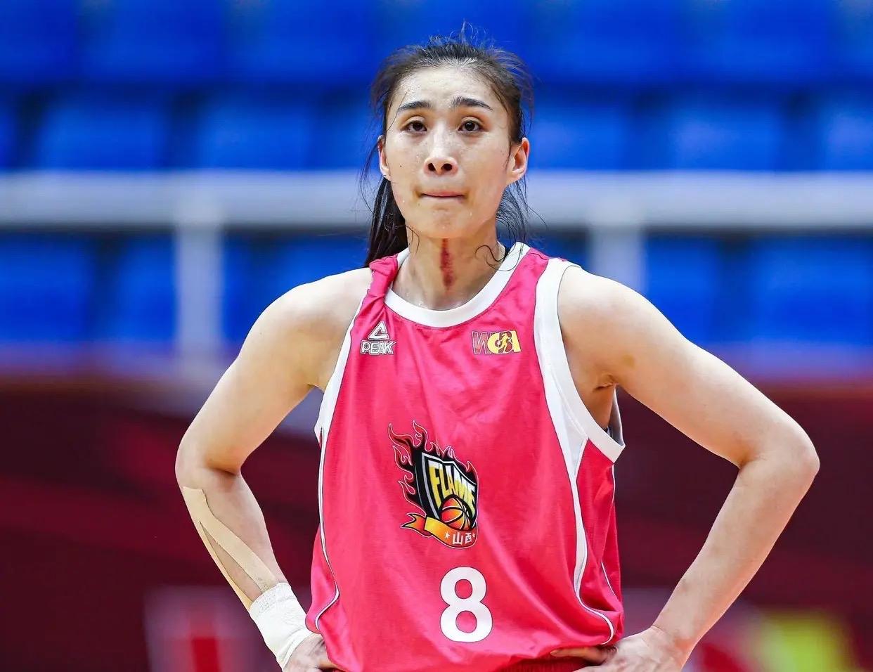 不知真假，据说我湖南也有女篮队伍了？👍

根据某位知名篮球媒体人的透露

WC