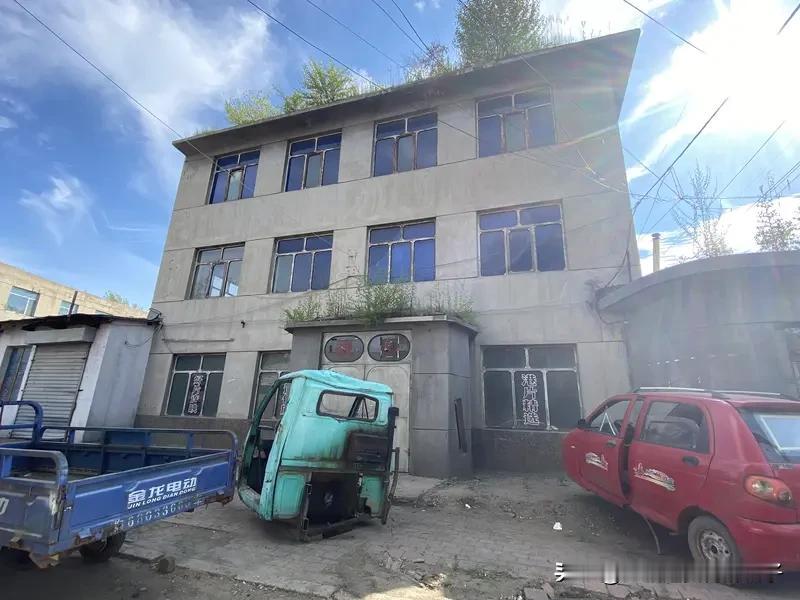 吉林发生恶性案件 嫌犯去向不明 吉林松原这起恶性案件太让人揪心了。12月2日通榆