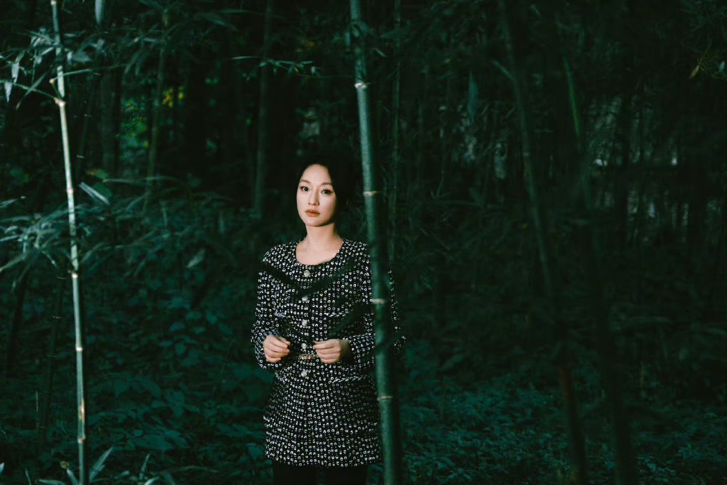 香奈儿晚宴，周迅辛芷蕾王一博单依纯工作室已出图。 