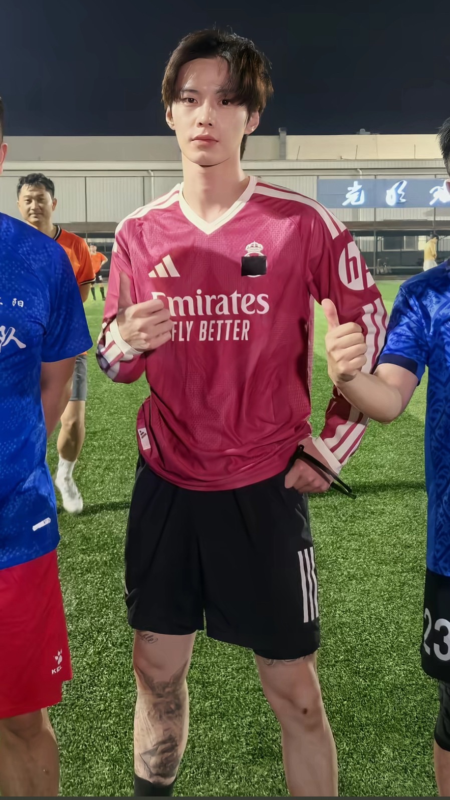 小何与爱上踢足球了⚽️[柯基][柯基][柯基] ​​​