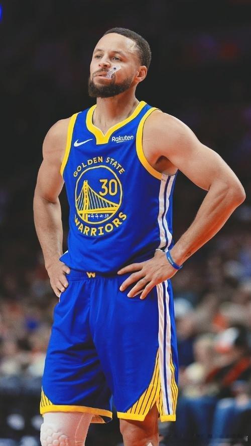 库里爆砍48分投进12三分，勇士依然以131比136不敌开拓者，被开拓者完成三杀