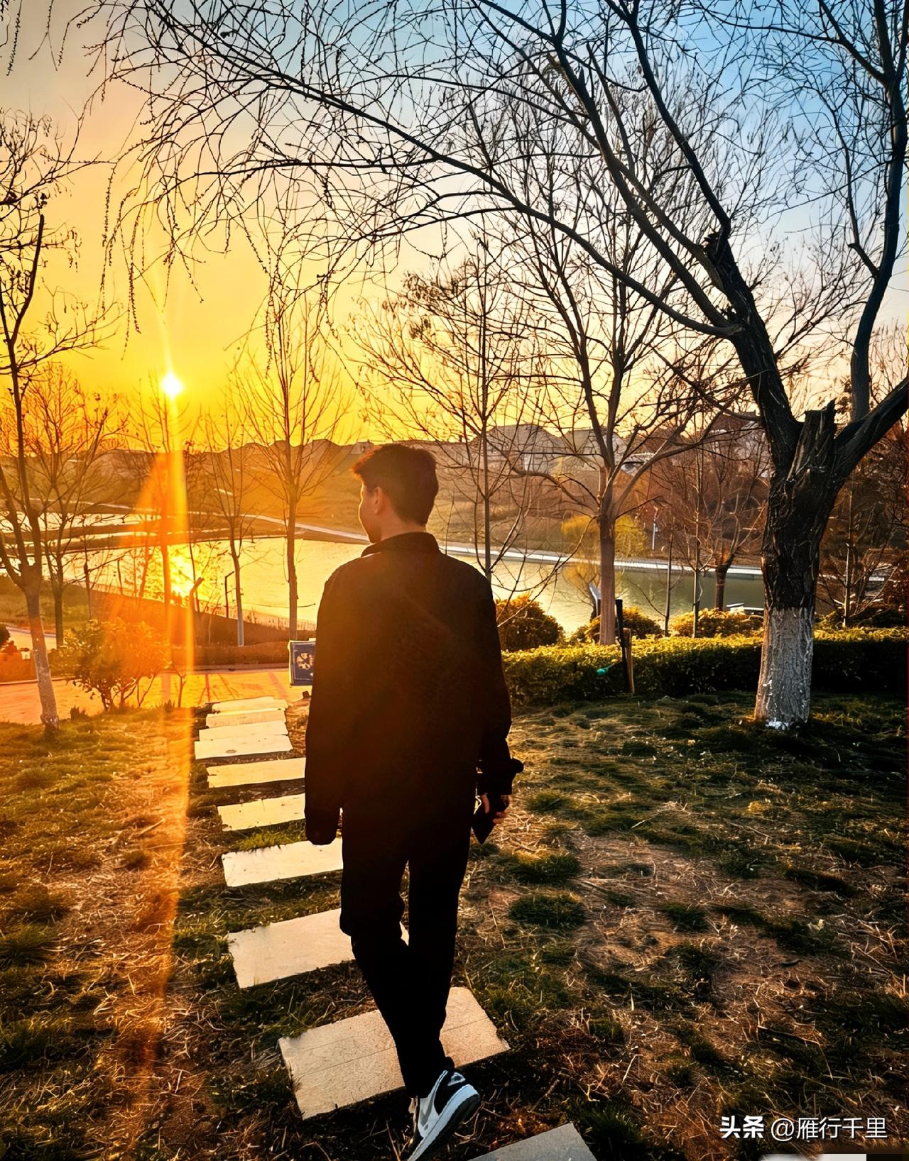 高三同学注意！
高考前的心理崩溃期，
熬过就是质变！
 
眼看离高考越来越近，好