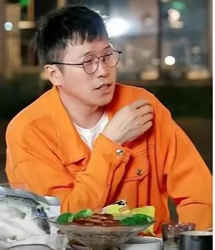 看到石明那封离职信，我直犯恶心。职场最忌讳的，就是卷铺盖走人时还要掀桌子，非把新