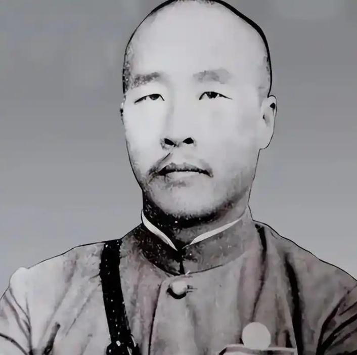 1938年枪决韩复榘！畏战逃跑却至死不服，只因沦为替罪羊？

1938年1月24
