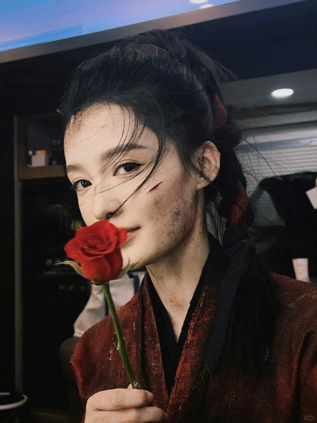 爱看一些美人战损吐血场景