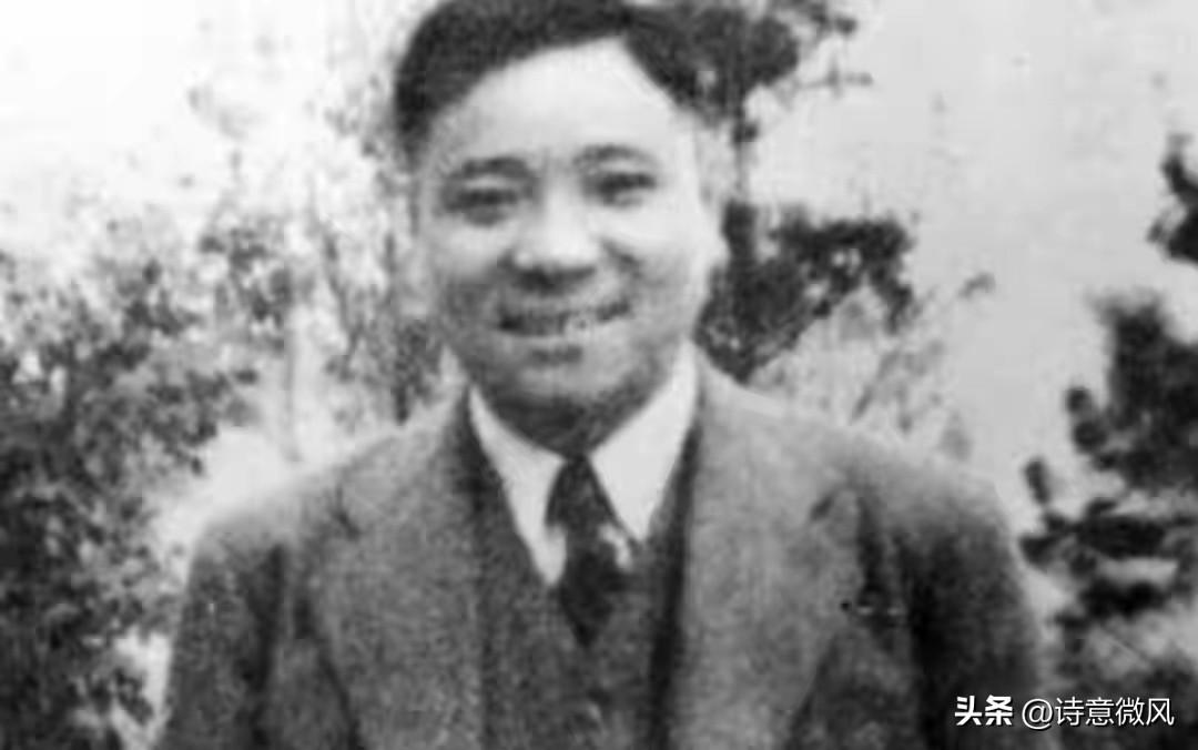 他代号秋蝉，墓碑上不敢刻真名：最孤独的五重间谍，到死都在演戏。
 
这个代号背后