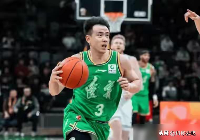 辽宁队被一个场均11分的小将，用100%命中率干沉默了。
徐昕9投9中，正负值