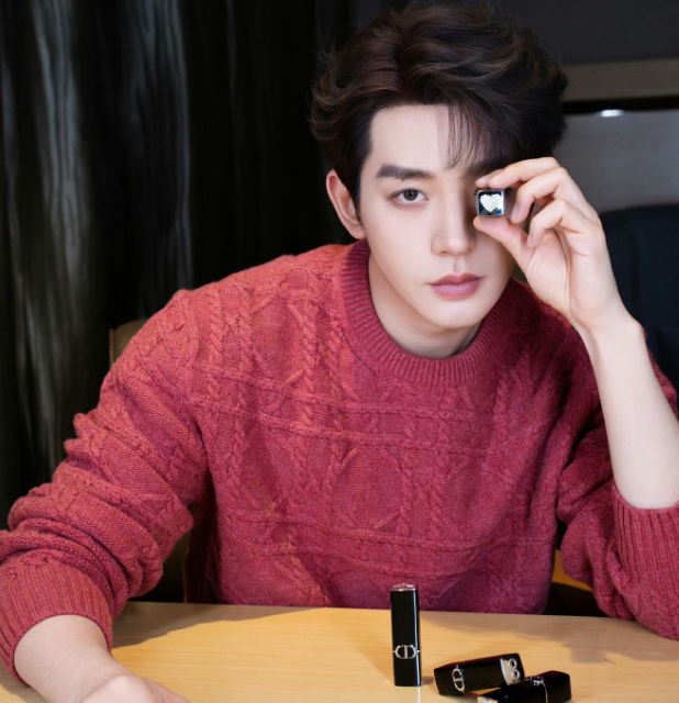 邓为的人气真的是太高了，微博之夜的top第二名很希望他在明天的活动上大放异彩，顺