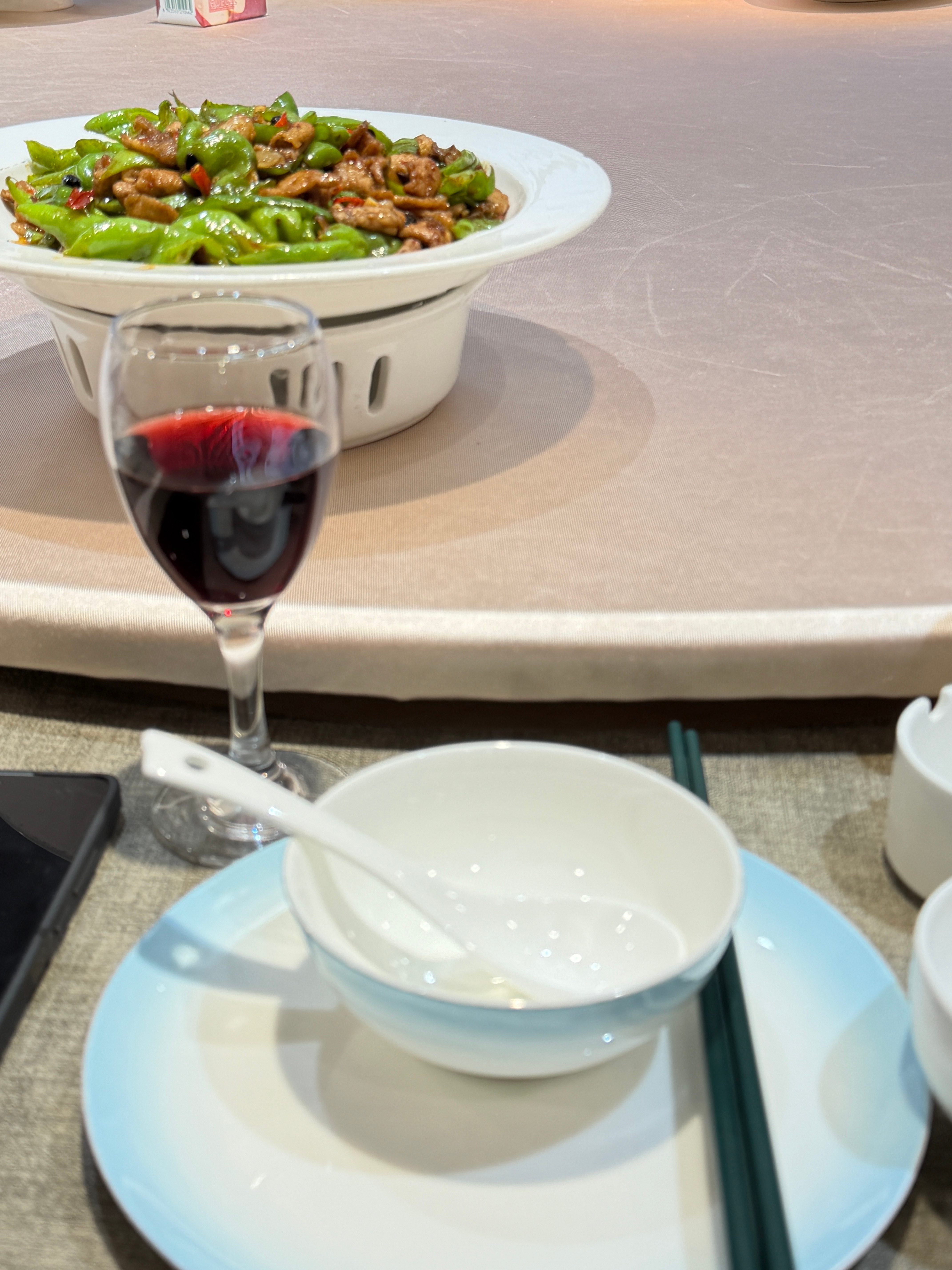 终于吃上年夜饭了