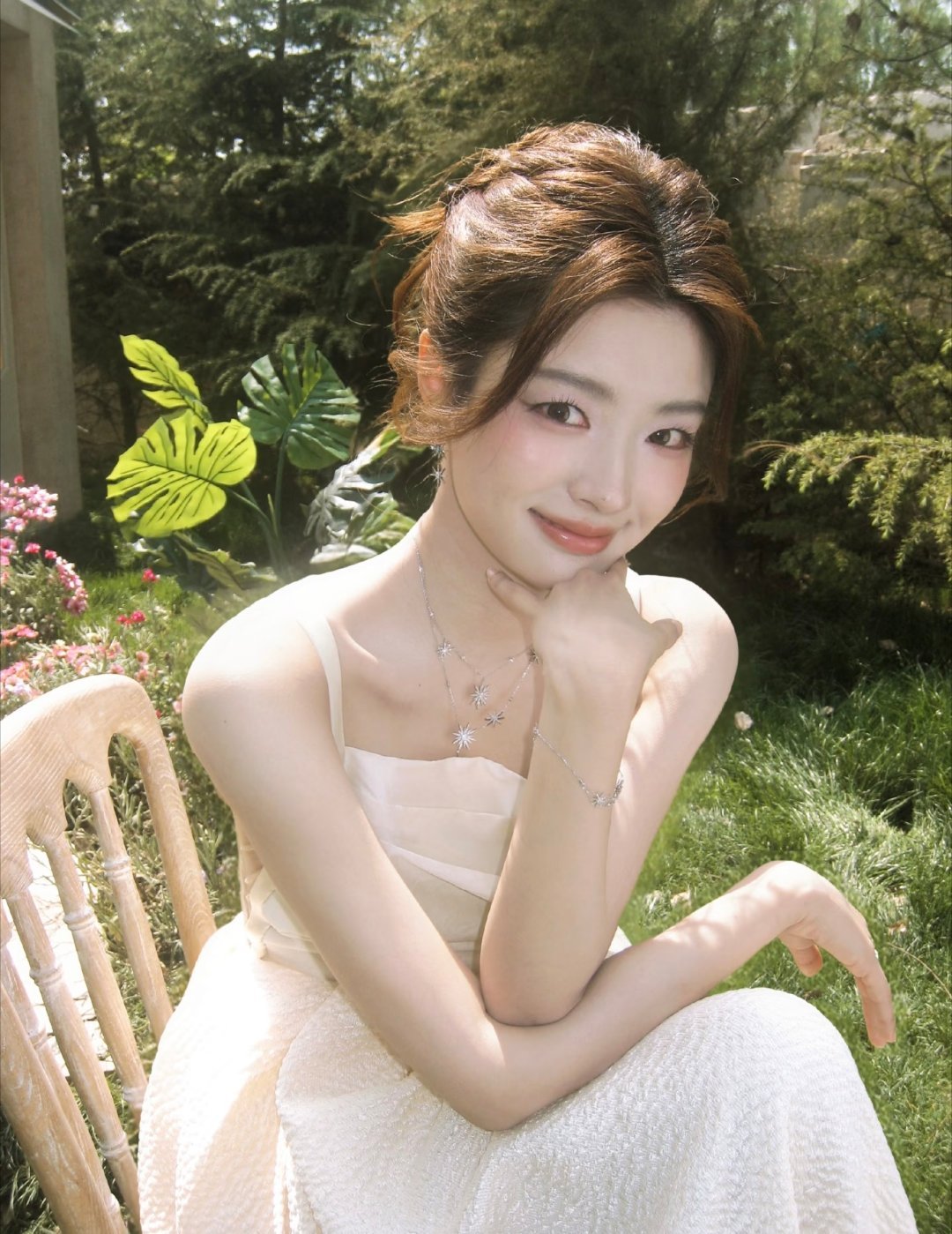 网友票选出婚纱造型最美的女明星：TOP9 王玉雯TOP8 章若楠TOP7 周也T