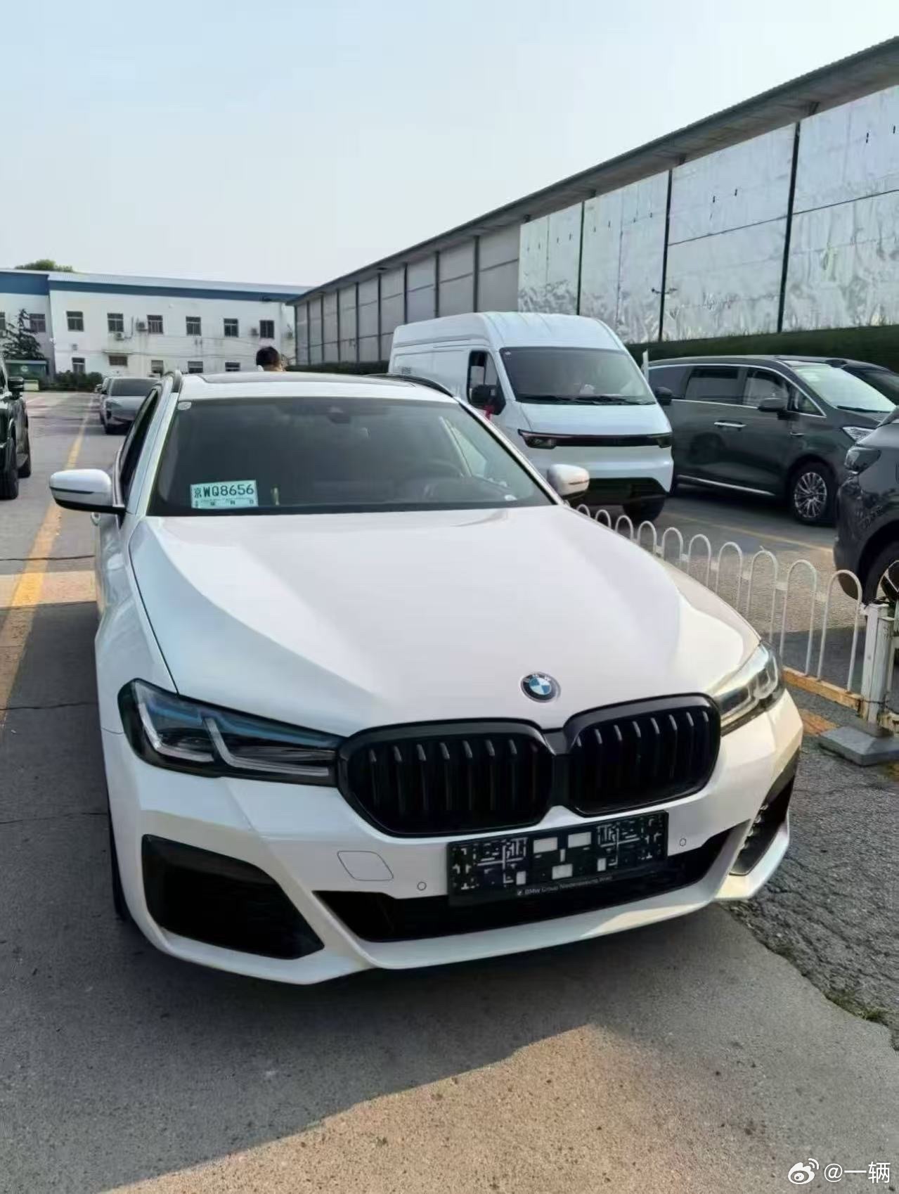 哇！！！这大哥会玩~ ​​​