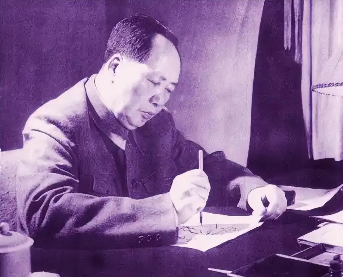 纪念伟人诞辰132周年之际，我们怀着无比崇敬的心情，追忆这位改变历史进程的世纪伟