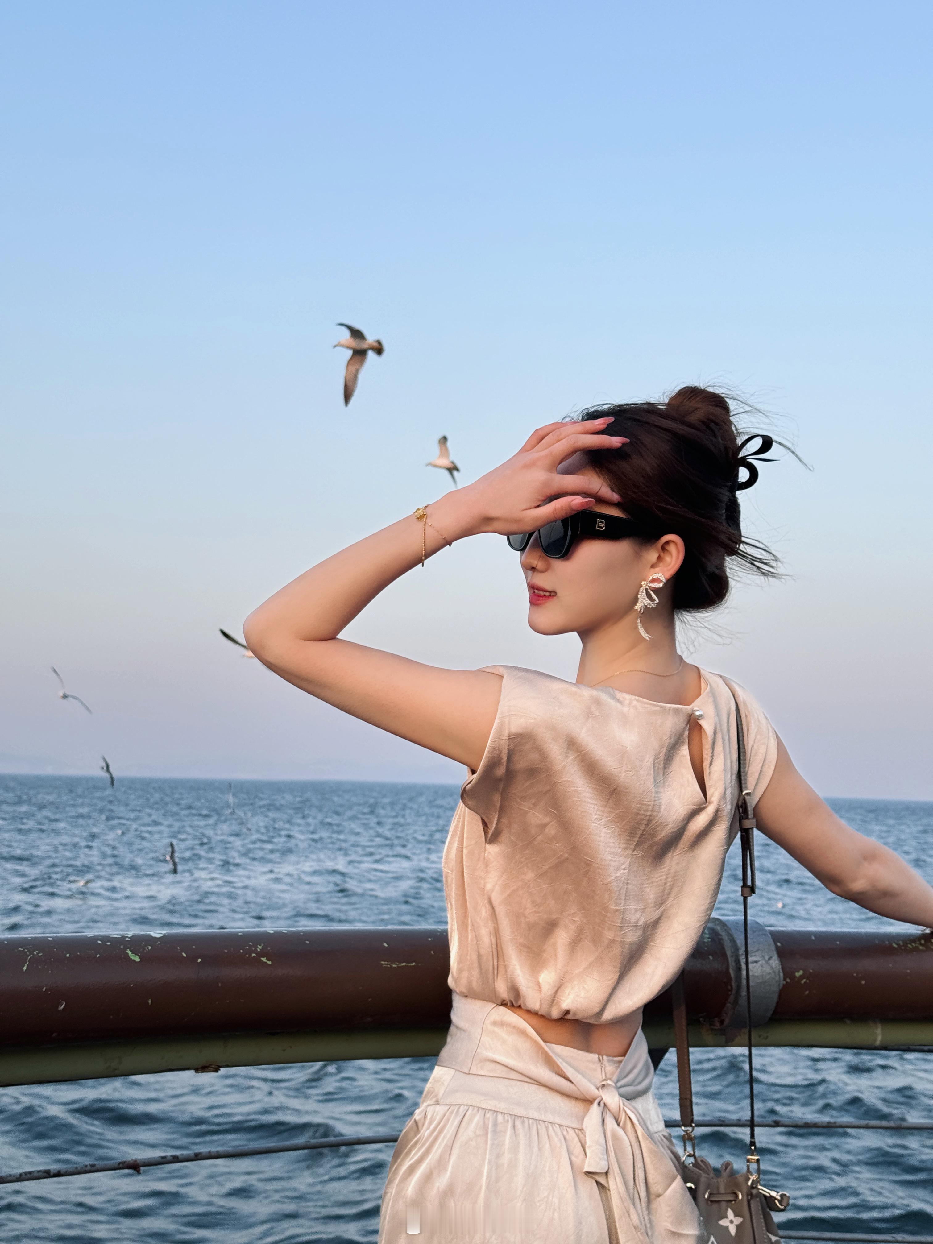 🕊️  ​​​