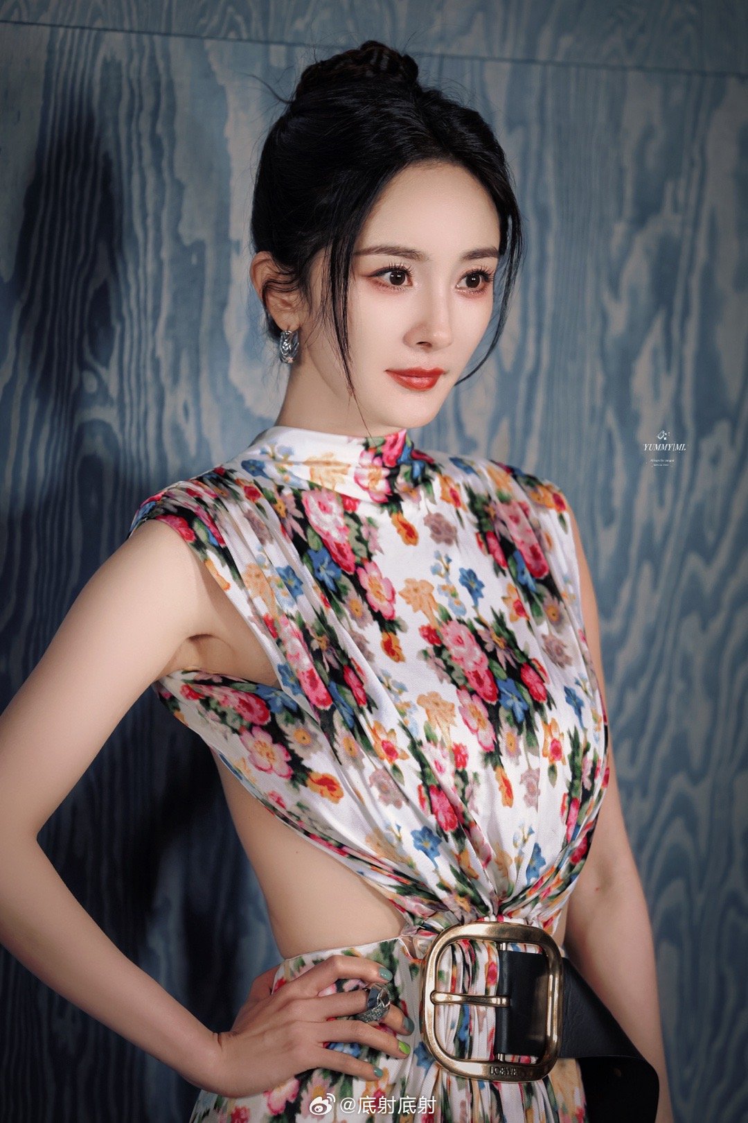 杨幂[爱慕][锦鲤附体][锦鲤附体][舔屏][舔屏][色][舔屏][色][色][