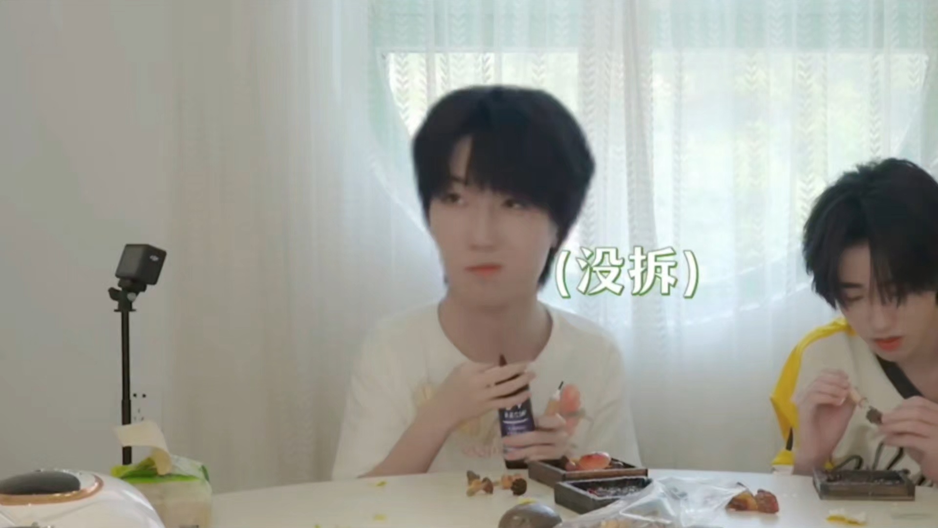 “哦”૮₍ - ⤙ - ₎ა 