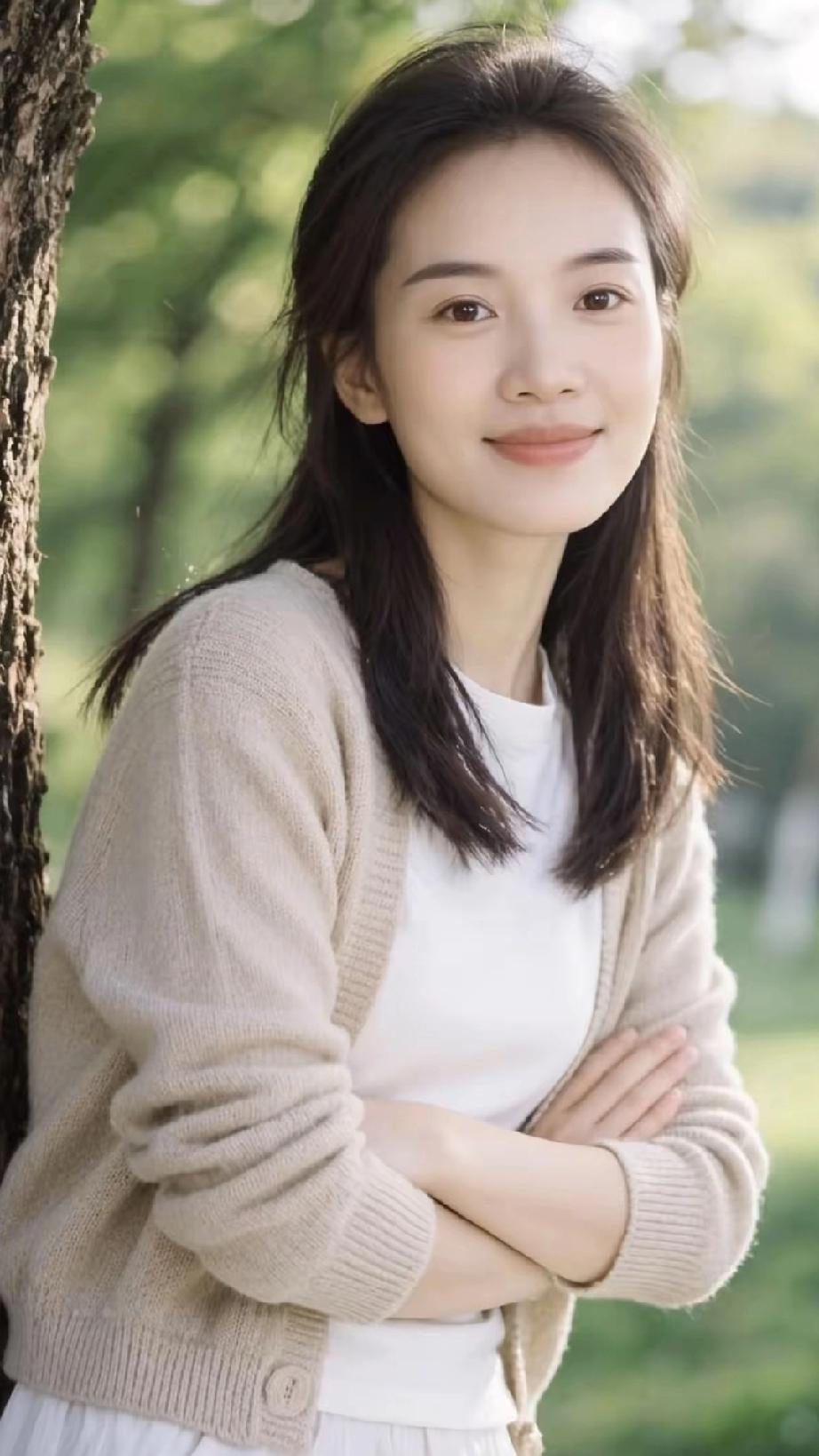 想和大家说句掏心窝的话：婚姻，真的不是所有人的人生必答题。
 
不是你不够好，也