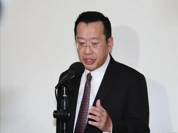 就在刚刚，

台“国防部”发布声明，

1月8日，针对F-16V坠海失联，台湾地