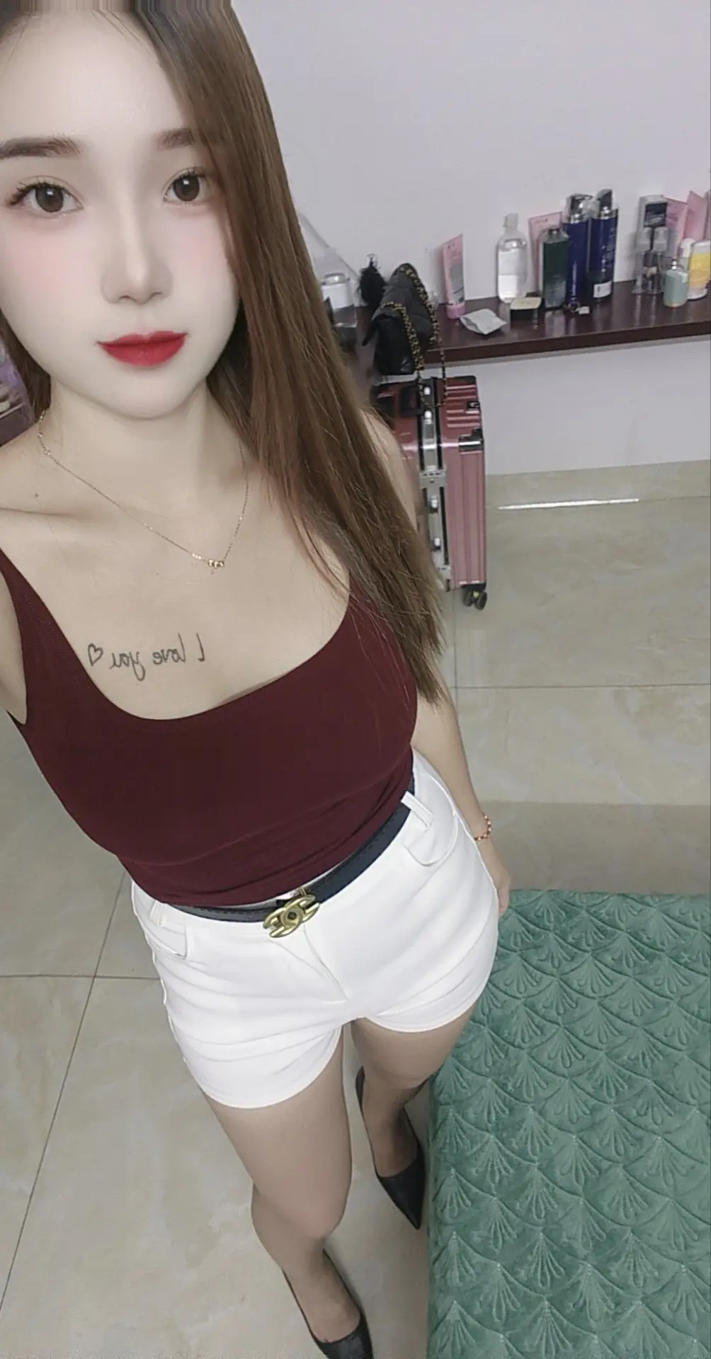 世界上最难听的话不是脏话，而是恶心的谎言和演员般的欺骗