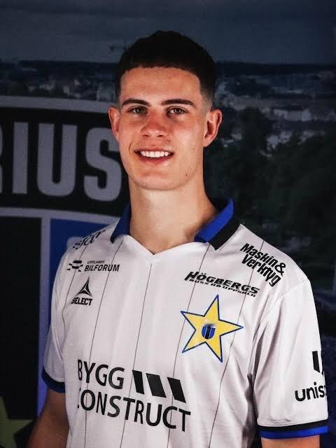 白堡新看上的前锋‼️Strasbourg are particularly in