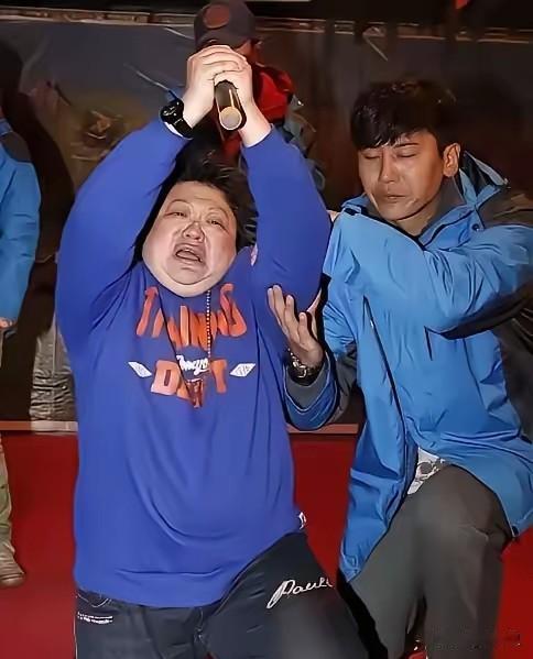 网友说：百花金鸡华表，金像金马奥斯卡都欠她一座最佳女主角奖杯