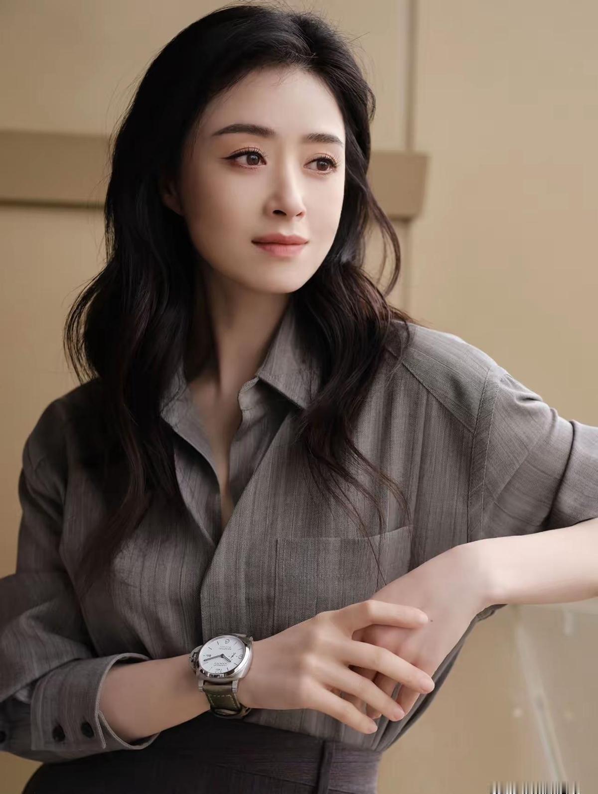 蒋欣演的小姑，一句话能把人憋死。
童瑶素颜哭戏，你敢信这是电视剧？
没宣传，没热