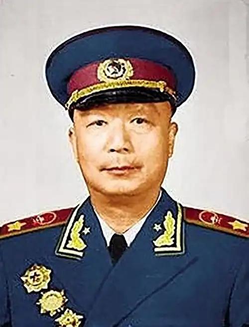 聂荣臻元帅晚年追忆彭老总：青春热血铸长征风骨
 
87岁的聂荣臻元帅接受采访时，