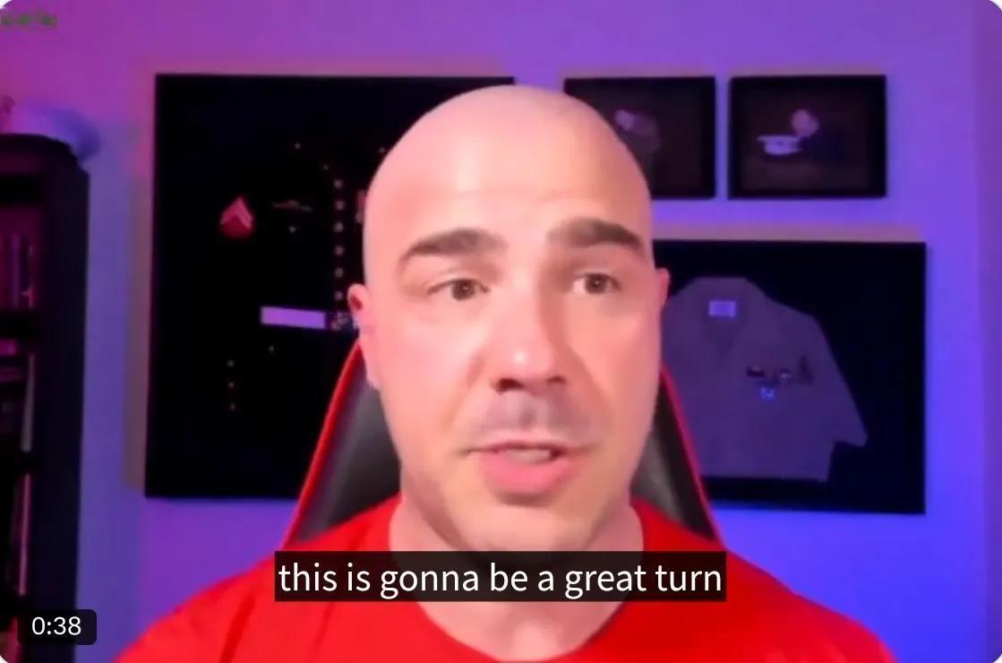 美国退伍军人卢卡斯·盖奇 (Lucas Gage) 向穆斯林发出了一条黑色信息：