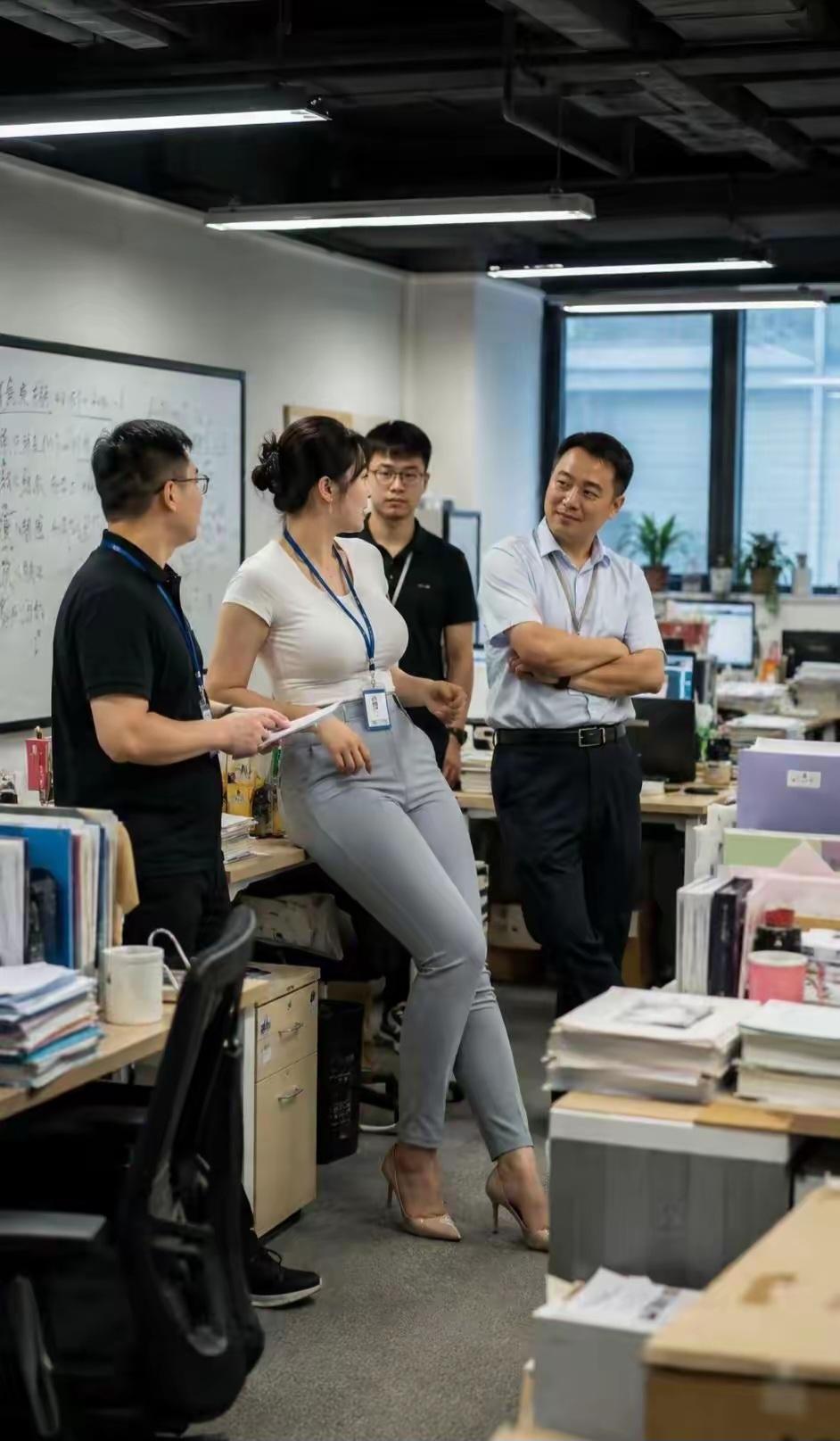 我们部门的主管，大家都很欣赏她