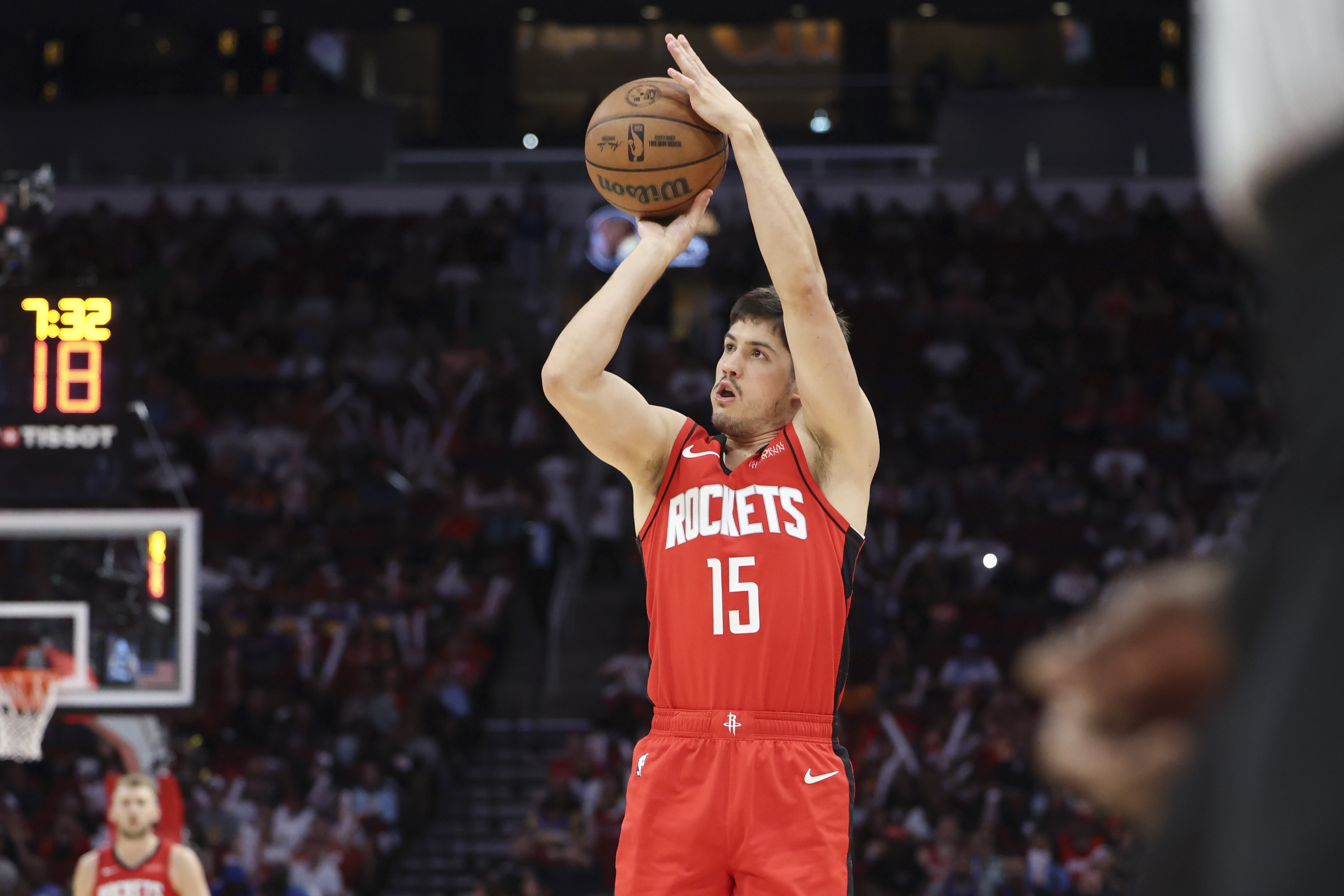 射手本色！谢泼德进入11月以来三分球26中15 命中率57.7%