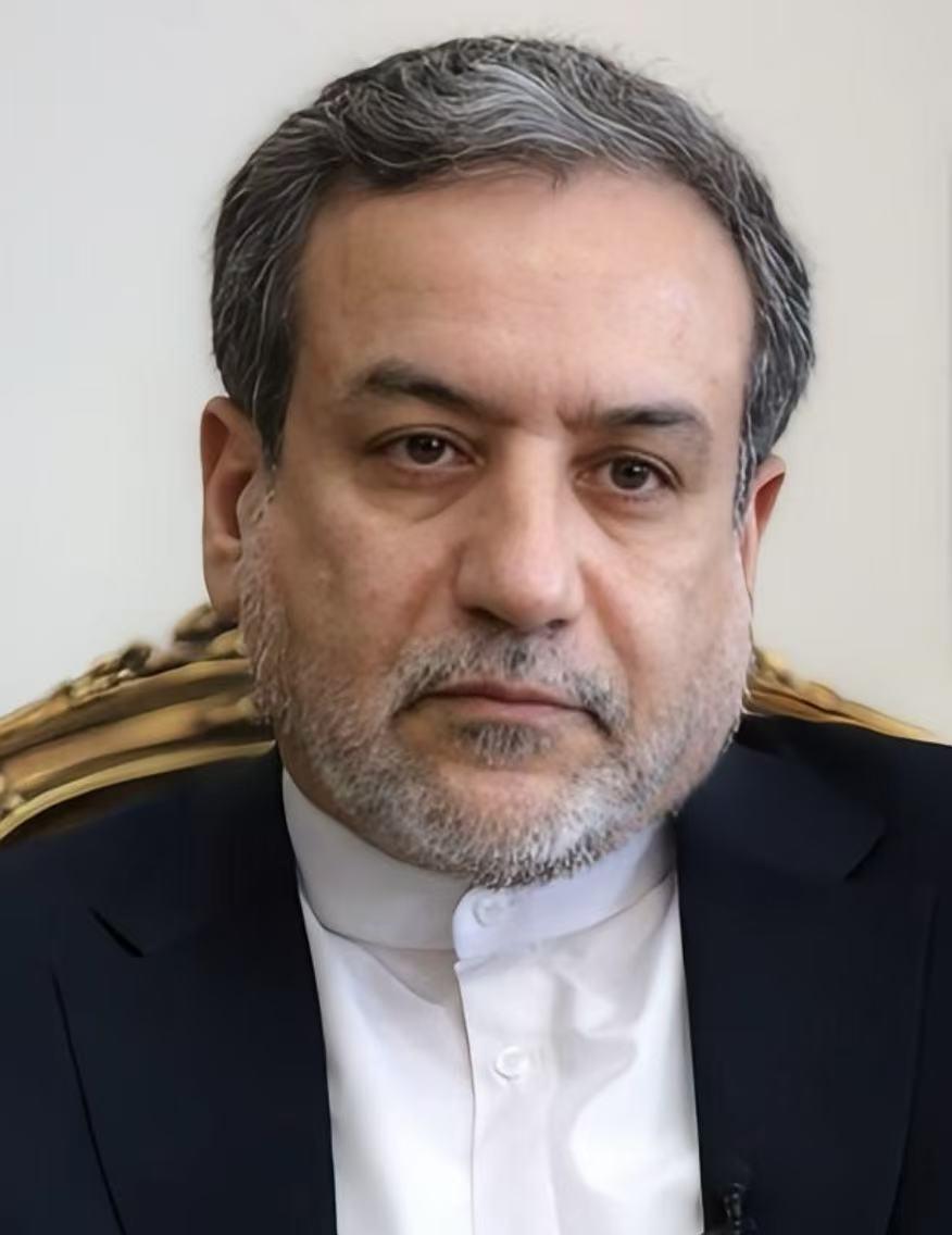 刚刚，伊朗放出狠话！面对美国的海上围堵，这次直接摊牌了。

4月20日，伊朗外长