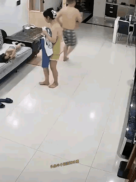 不乱年龄大小不管在哪里，一定要注意安全。