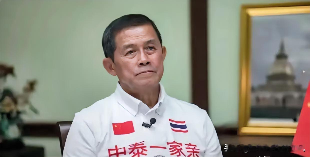 5月16日，5名中国公民在泰国沙缴府遭4名现役警察及1名平民绑架勒索，警方成功解