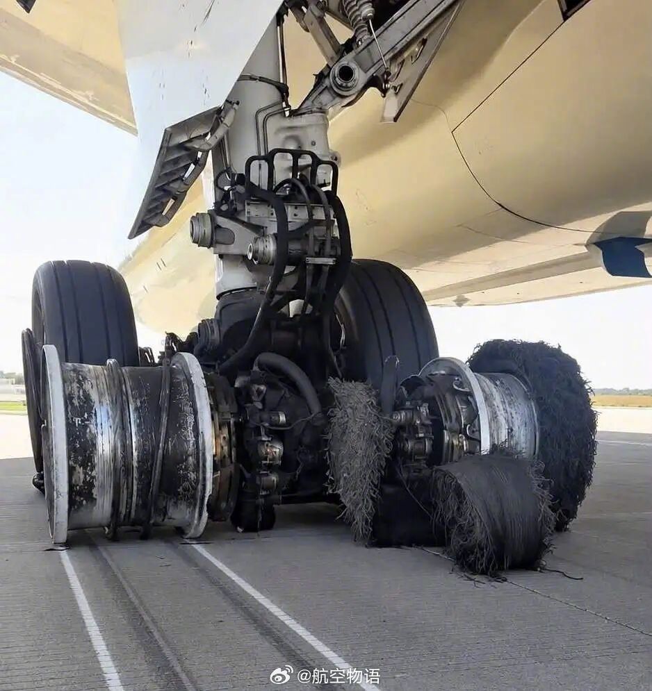 【越南航空慕尼黑起飞惊魂调查：起飞滑跑时不停有刹车动作】近日，德国联邦航空事故调