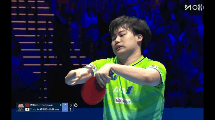 大家发现没有?
松岛辉空和王楚钦比赛的时候
那个摔拍子的动作，暴露了他真实的性格