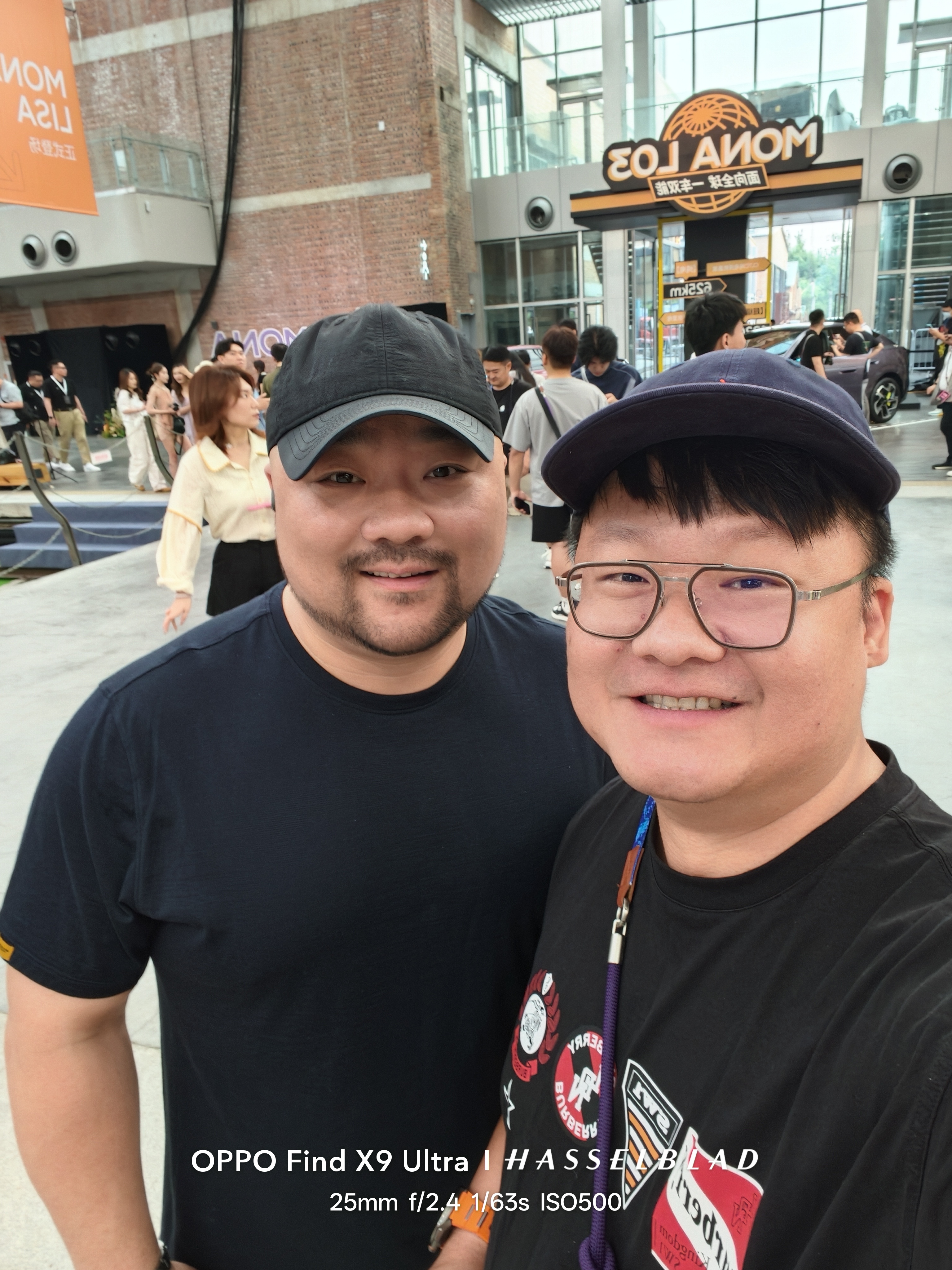 没想到在小鹏的发布会，遇到了我的真男神亮哥。爱了爱了 