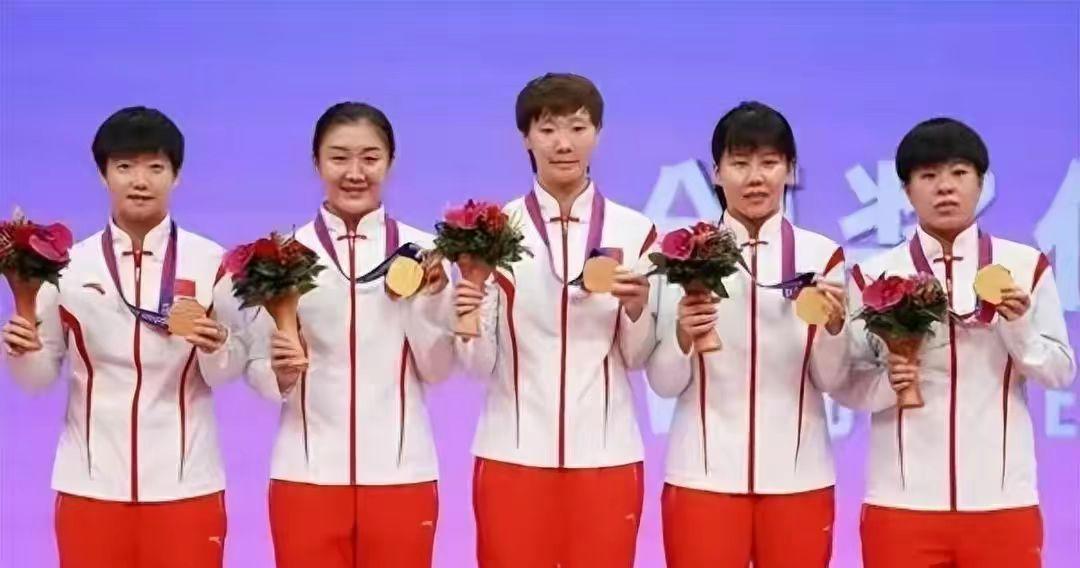 杭州亚运会战罢，女乒5朵金花出征巴黎奥运概率新变化：
1、孙颖莎一骑绝尘，目前队