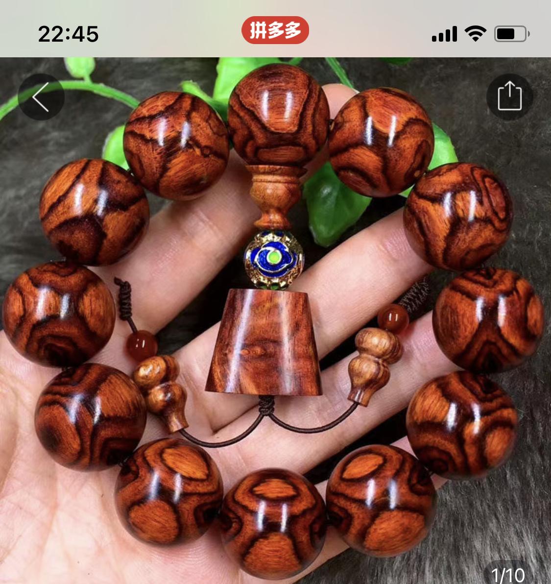 是社会病了，还是孩子没适应社会？三十五载倏忽过，当年产房的啼哭犹在耳畔，那个攥着