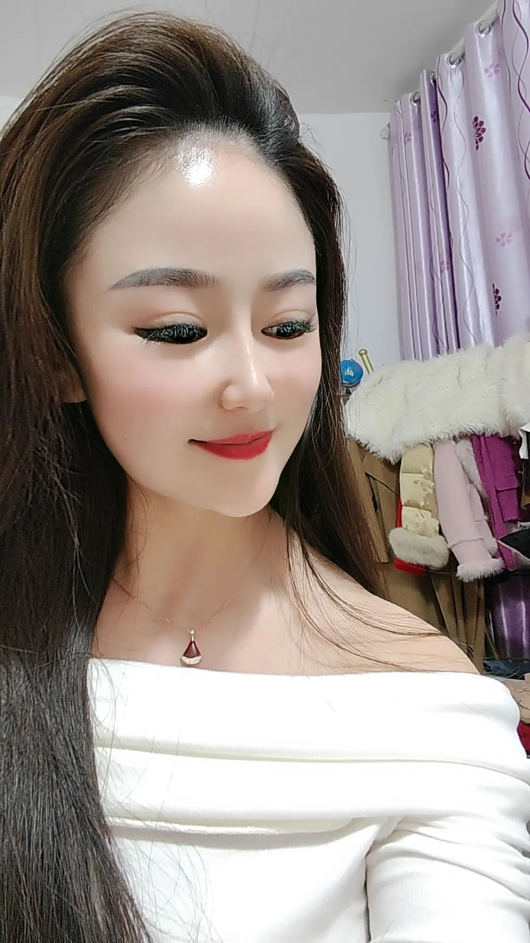 生活其实和天气一样，有晴，有阴，有风，偶尔还有点雨…