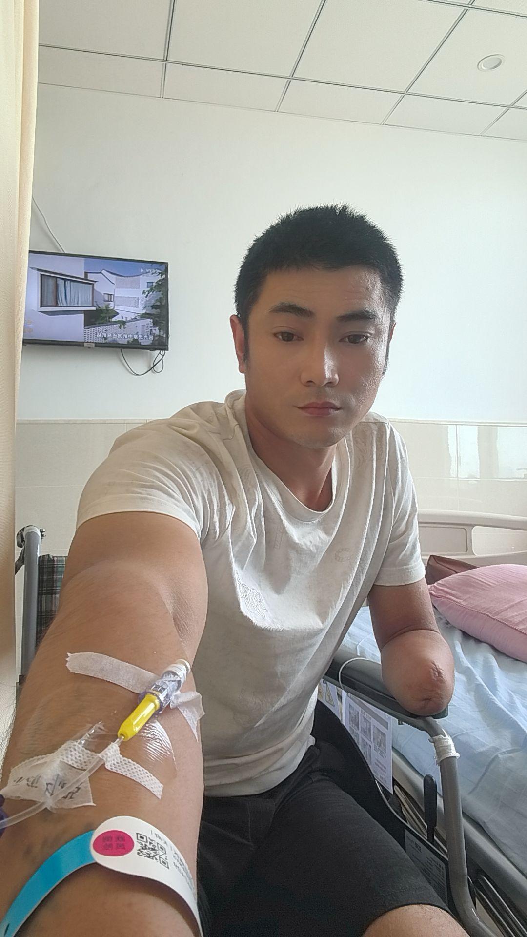 终究还是一个人扛下了所有