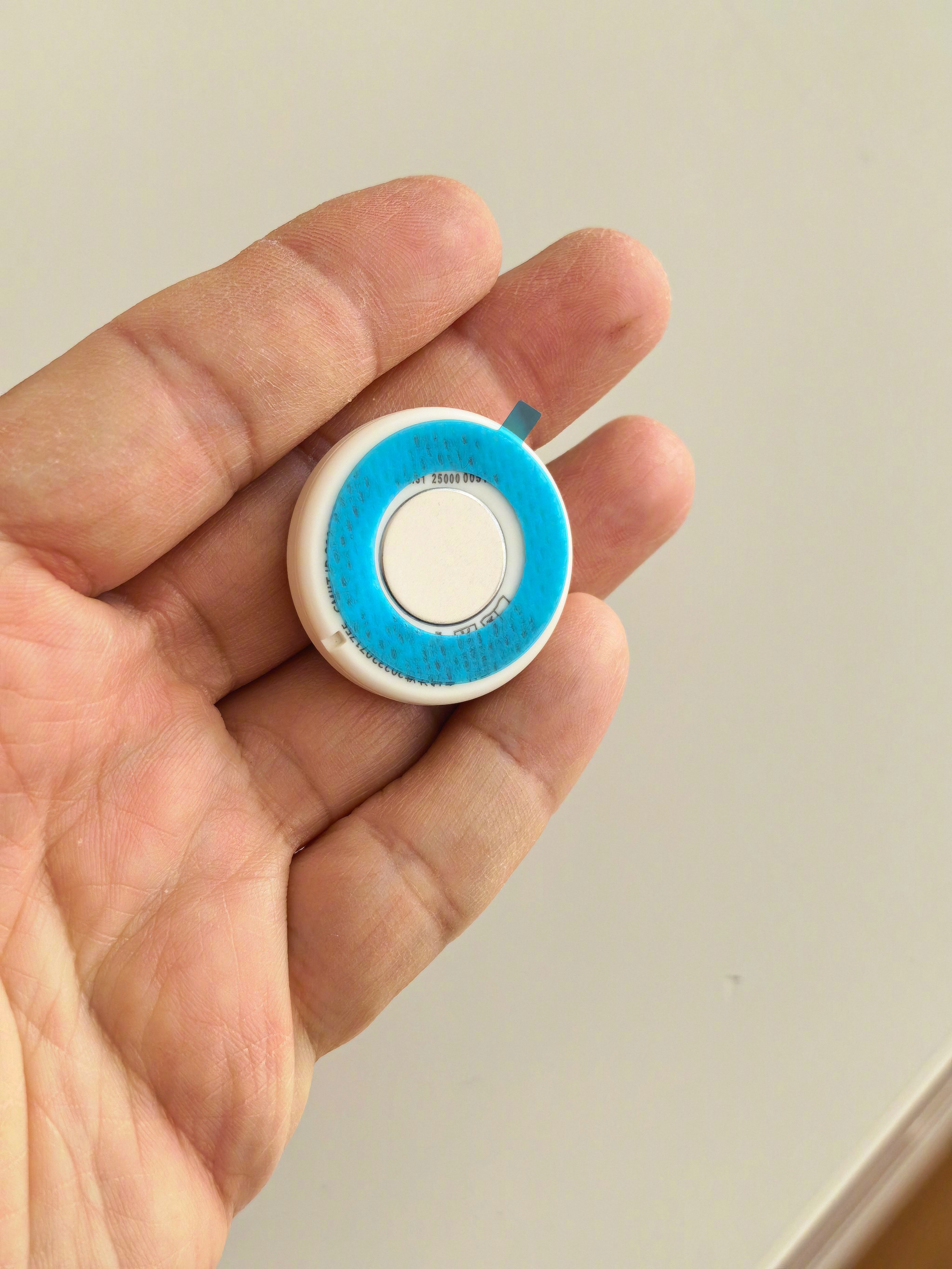 蓝牙无线体温计好用！小朋友发烧，连续测温度比较麻烦，尤其睡着了之后。买个蓝牙连续