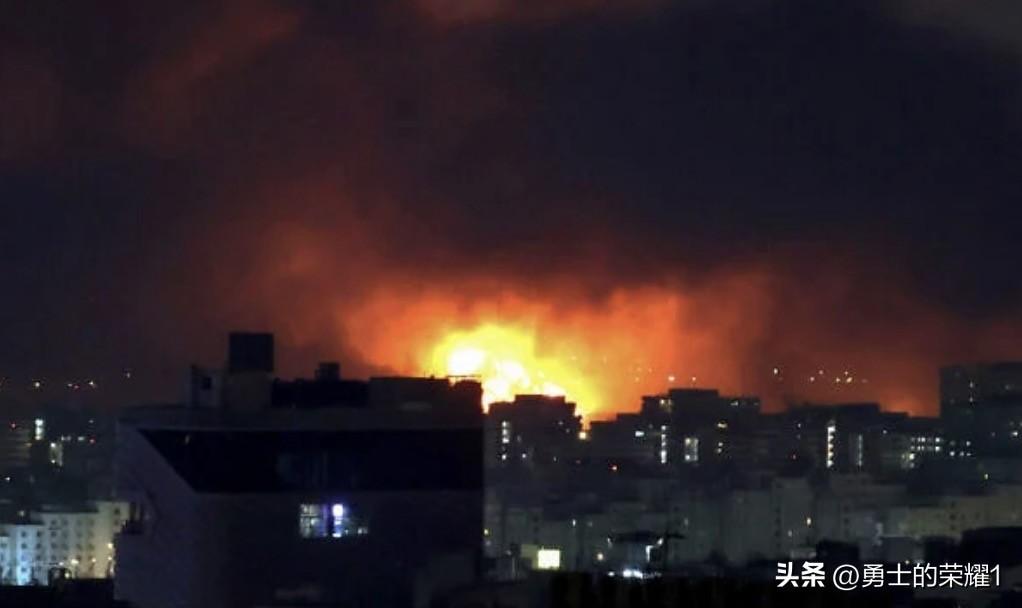 以色列国防军称，在夜间对德黑兰梅赫拉巴德国际机场的空袭中，摧毁了伊朗伊斯兰革命卫