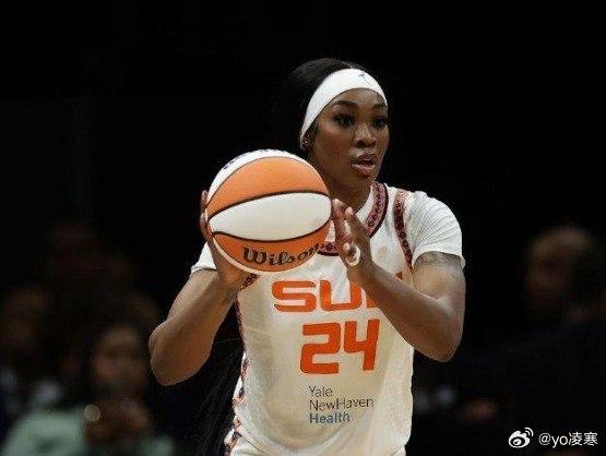 wnba篮球 康涅狄克太阳本赛季开局相当困难，目前已经遭遇三连败，球队整体重建痕
