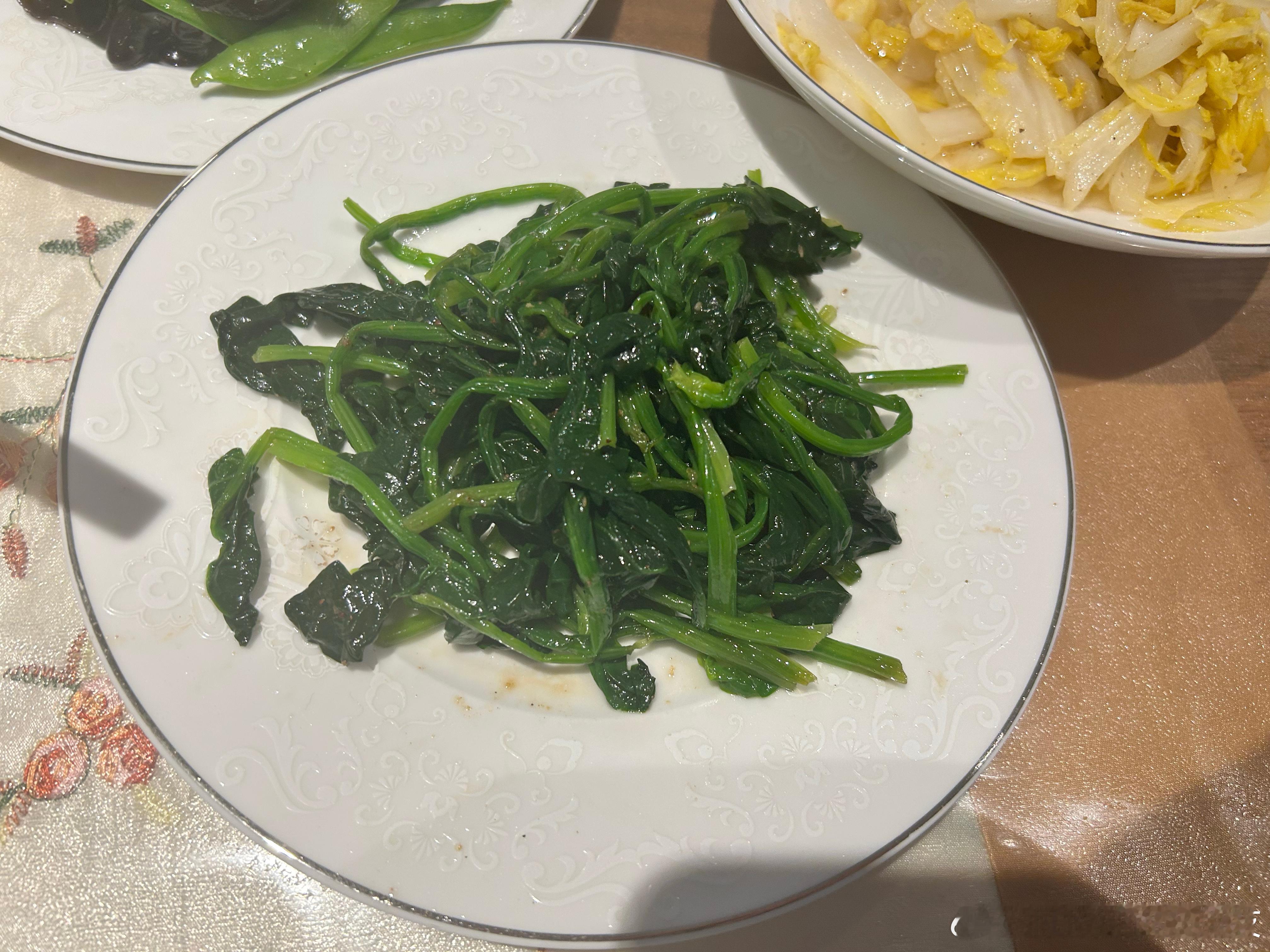 周末在家吃午饭：妈妈做的猪头肉绝味彩虹家家常菜一日一食一记 ​​​