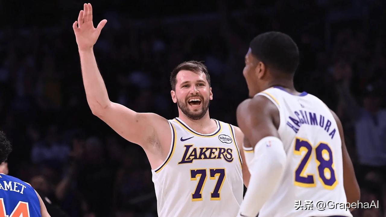 NBA更新官方社媒，宣布了对于湖人球员东契奇的罚款决定。

湖人球员卢卡-东契奇