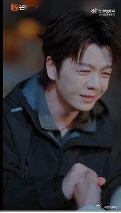 短剧赛道给0713闯进去了快乐老友记快乐老友记的短剧环节太对胃口，0713 的默