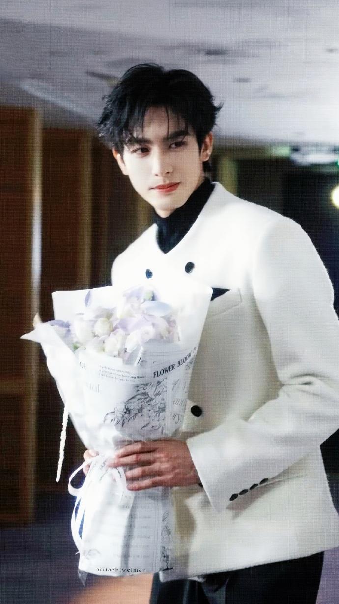 不多说了，内娱史上最伟大的售后，骄阳似我 我会一辈子褒奖你(正片+花絮版)