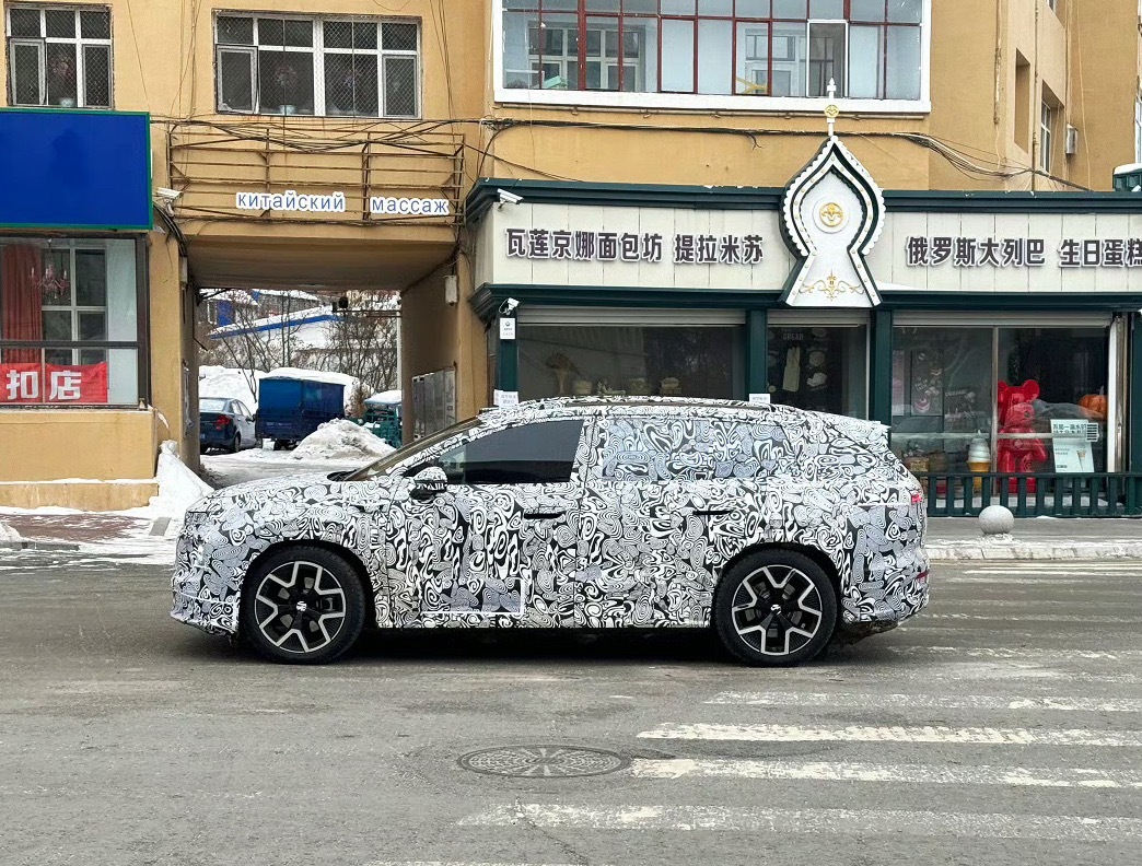 倒反天罡了朋友们，以前自主品牌做车，要拉外国货背书，比如说我用了宝马的动力总成（