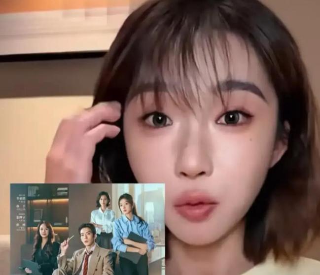 前奥美创意总监刘恋跑去看了眼最近那部《早春晴朗》。
 
剧里男主跟她老本行一样，
